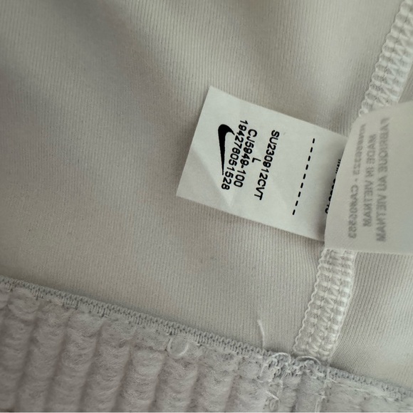 Nike Sports Bra, white, Size L - Picture 3 of 4